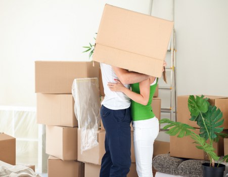 Streatham man with van supporting an office relocation